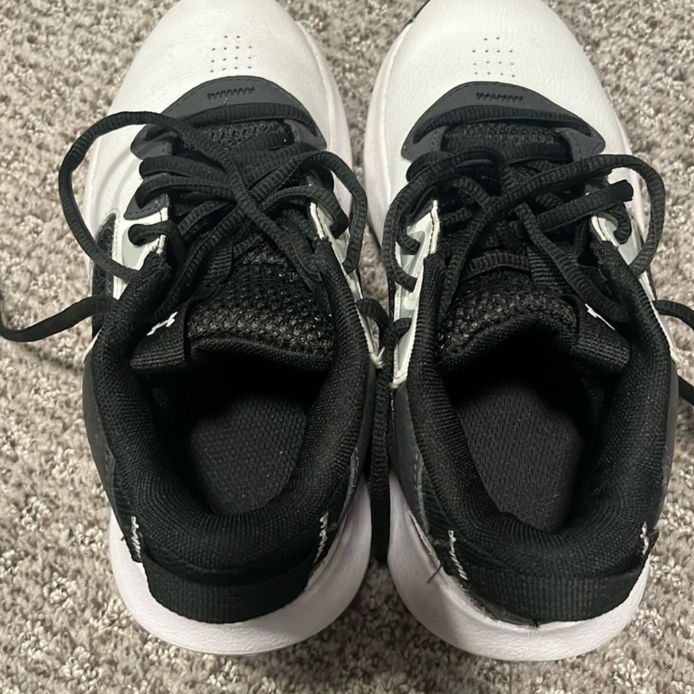 Under Armour youth basketball shoes